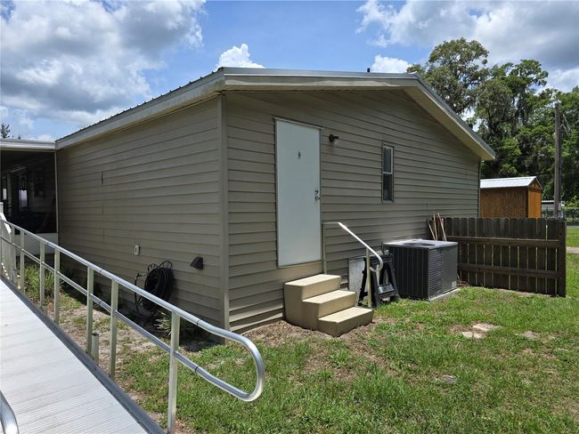 17172 Ne 37 Th Ave, House other with 3 bedrooms, 2 bathrooms and null parking in CITRA FL | Image 76
