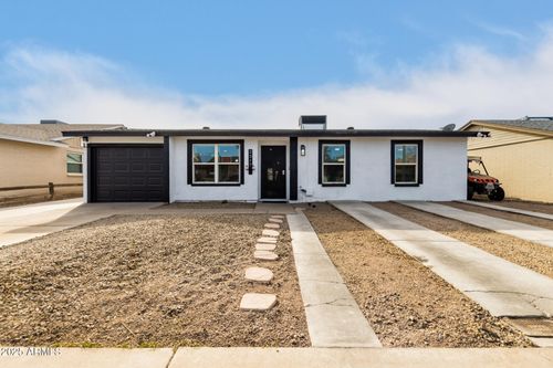 2317 W Danbury Rd, Phoenix, AZ, 85023-2231 | Card Image