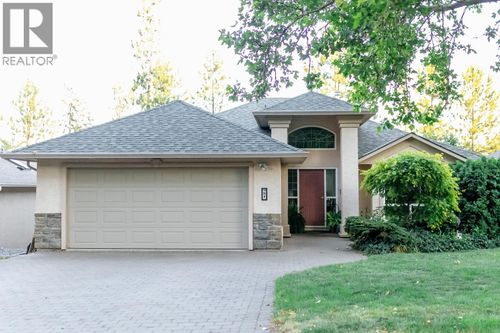 981 Westview Way, West Kelowna, BC, V1Z3Y9 | Card Image