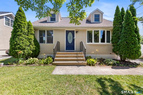 1710 Stratfield Rd, Fairfield, CT, 06825-1358 | Card Image
