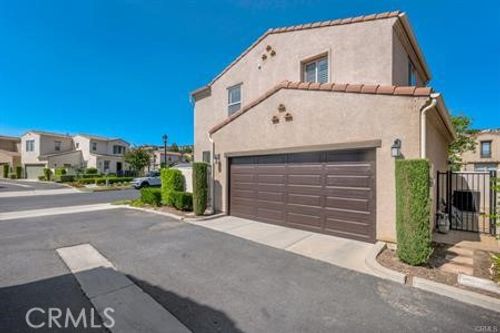 11522 Cararra Ln, Porter Ranch, CA, 91326-4097 | Card Image