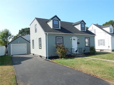 151 Edgemere Road, House other with 3 bedrooms, 2 bathrooms and 4 parking in Pawtucket RI | Image 2