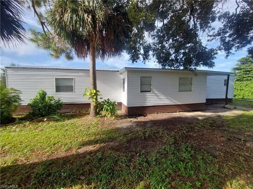 8386 Tolles Dr, NORTH FORT MYERS, FL, 33917-1647 | Card Image