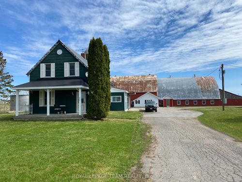 {{alt}} | Card Image