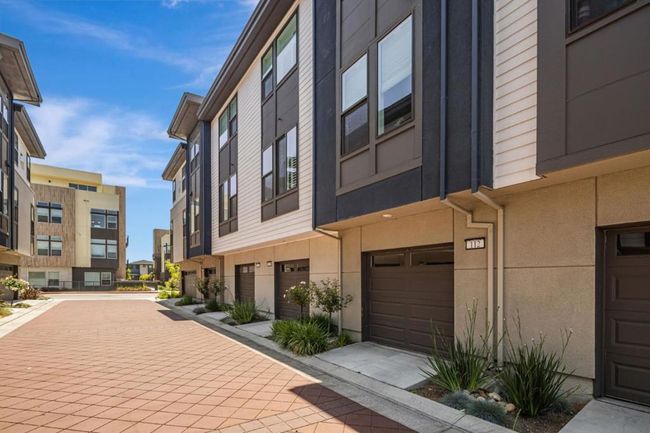 112 Waters Park Cir, Townhouse with 2 bedrooms, 3 bathrooms and 2 parking in San Mateo CA | Image 32
