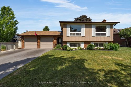 13 Armstrong Blvd, Barrie, ON, L4N5G3 | Card Image