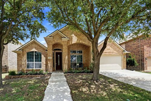10141 Crawford Farms Dr, Fort Worth, TX, 76244-6633 | Card Image