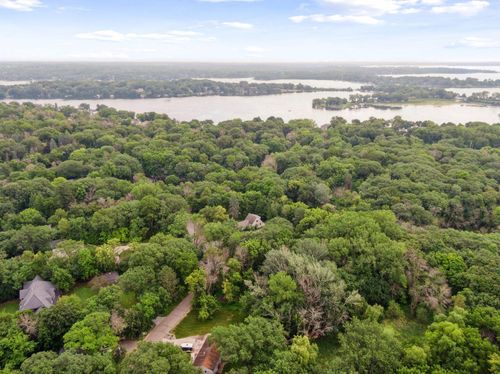 000 Park Dr, Mound, MN, 55364 | Card Image