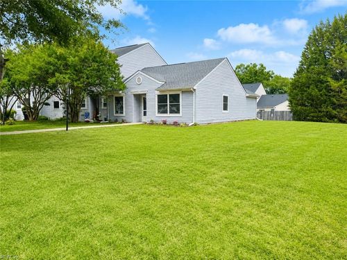 2118 King James Ct, Carrollton, VA, 23314-9739 | Card Image