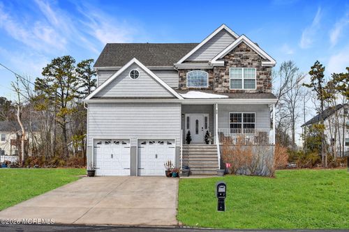 95 Savannah Rd, Manchester, NJ, 08757-2326 | Card Image