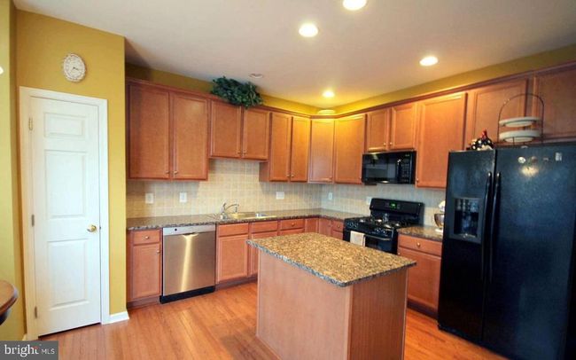 43154 Baltusrol Ter, Townhouse with 3 bedrooms, 3 bathrooms and null parking in ASHBURN VA | Image 8