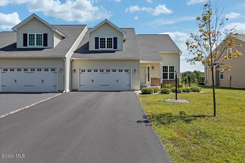 34 Chip Shot Way, Mechanicville, NY, 12118-3664 | Card Image