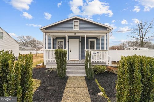 16 E 7th Ave, PINE HILL, NJ, 08021-6340 | Card Image