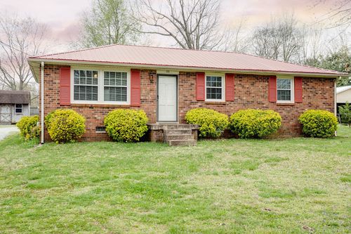 121 Highland Dr, White House, TN, 37188-9007 | Card Image