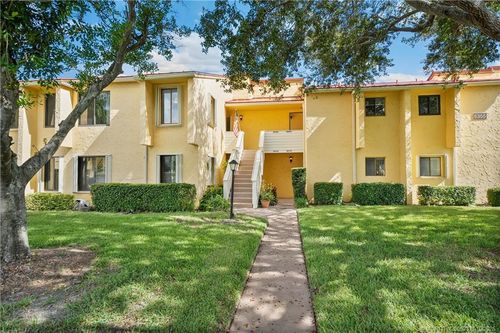 apt-e212-5355 Miles Grant Rd, Stuart, FL, 34997-1753 | Card Image