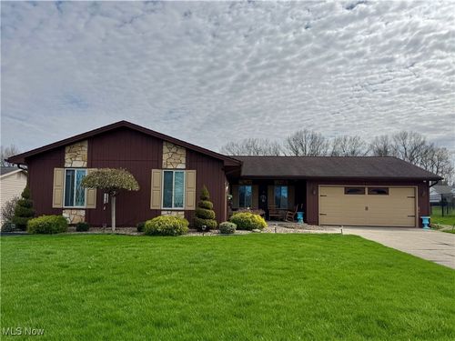 1327 Huntington Ct, Boardman, OH, 44512-4023 | Card Image