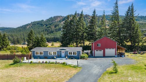 4200 Upper Peoh Point Rd, Cle Elum, WA, 98922-9018 | Card Image