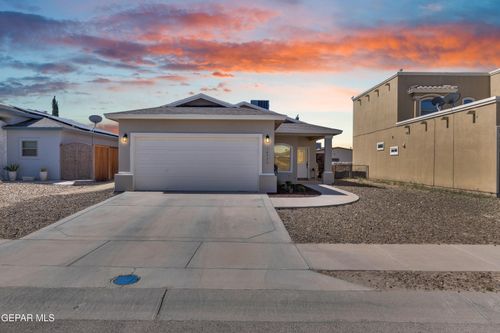 14220 Bluesky Point Ct, El Paso, TX, 79938-5215 | Card Image