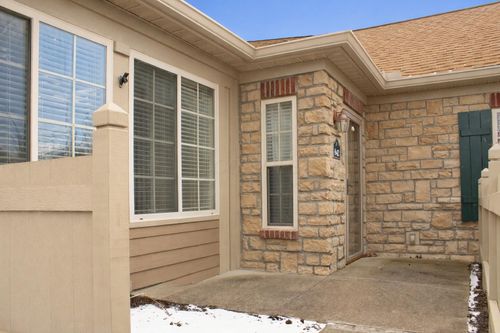 842 Lambton Cir, Lancaster, OH, 43130-8099 | Card Image