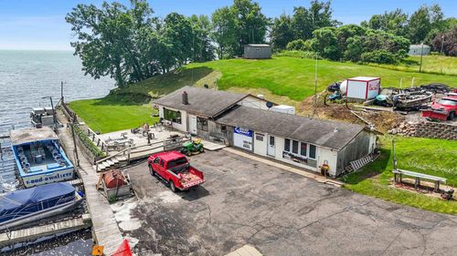 44033 Conifer St, Aitkin, MN, 56431-4899 | Card Image