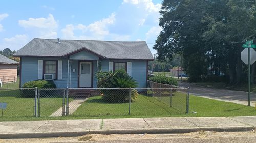 1013 Wilson Ave, Laurel, MS, 39440-5347 | Card Image