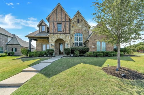 1077 Clearwater Dr, Frisco, TX, 75036-5088 | Card Image