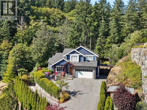630 Granrose Terr, Victoria, BC, V9C4M3 | Card Image
