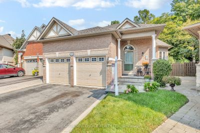 328 Mapleview Crt, House other with 2 bedrooms, 3 bathrooms and 5 parking in Pickering ON | Image 1