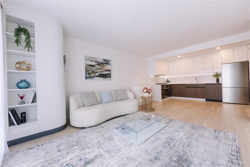 apt-518-144 Northern Blvd, Flushing, NY, 11354-4682 | Card Image