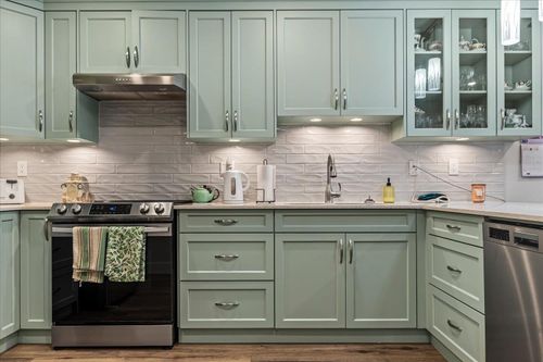 83-16318 82 Ave, Surrey, BC, V4N0N9 | Card Image