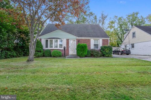 1238 University Ave, MORTON, PA, 19070-2012 | Card Image