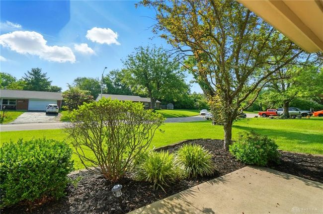 2946 Rockledge Trl, House other with 3 bedrooms, 2 bathrooms and null parking in Beavercreek OH | Image 62