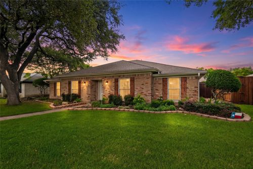 1004 Rainbow Dr, Richardson, TX, 75081-4421 | Card Image