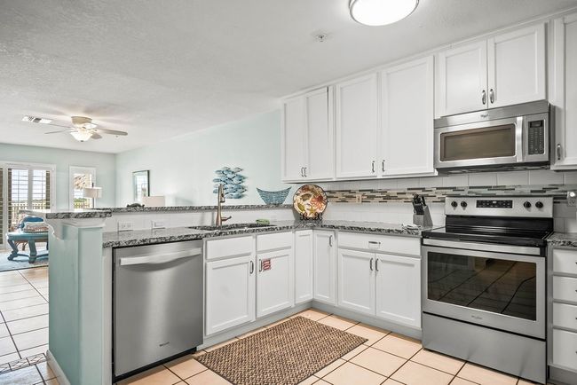 1004 - 5495 State Highway 361, Condo with 2 bedrooms, 2 bathrooms and null parking in Port Aransas TX | Image 7
