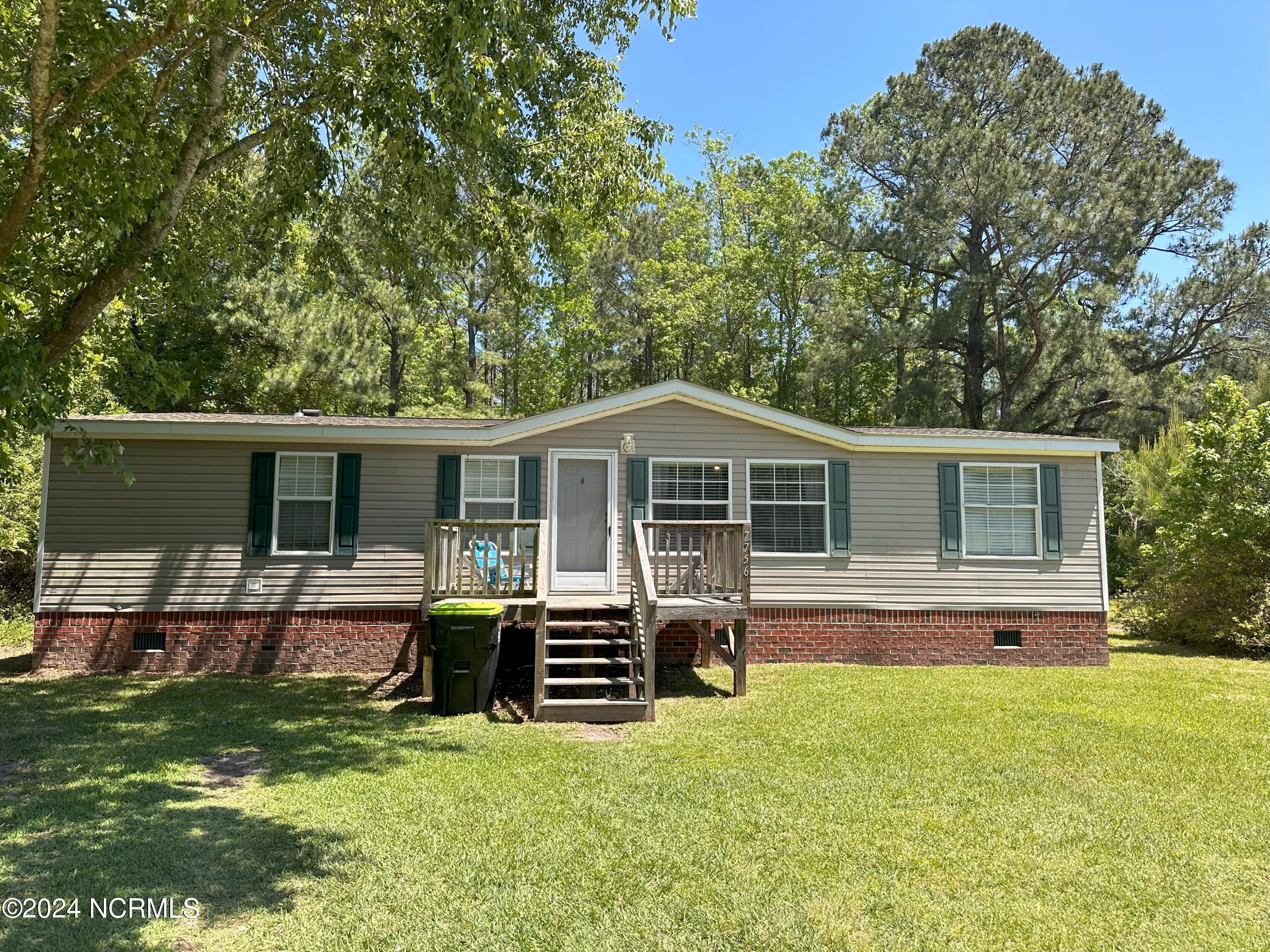 Funston Rd, Winnabow, NC 28479