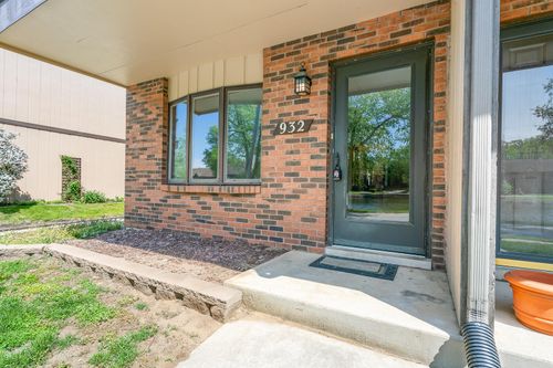 932 Jordan Cir, Schererville, IN, 46375-2280 | Card Image