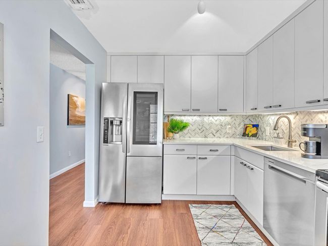 APT-7H - 9199 Pecky Cypress Ln, Condo with 3 bedrooms, 2 bathrooms and null parking in Boca Raton FL | Image 12