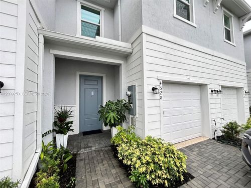 4528 Hollister Ave, Lake Worth, FL, 33463 | Card Image