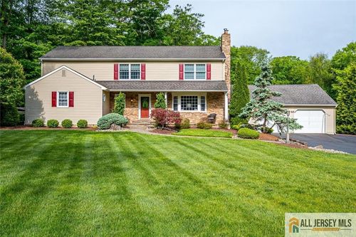 114 Old Beekman Rd, MONMOUTH JUNCTION, NJ, 08852-3116 | Card Image