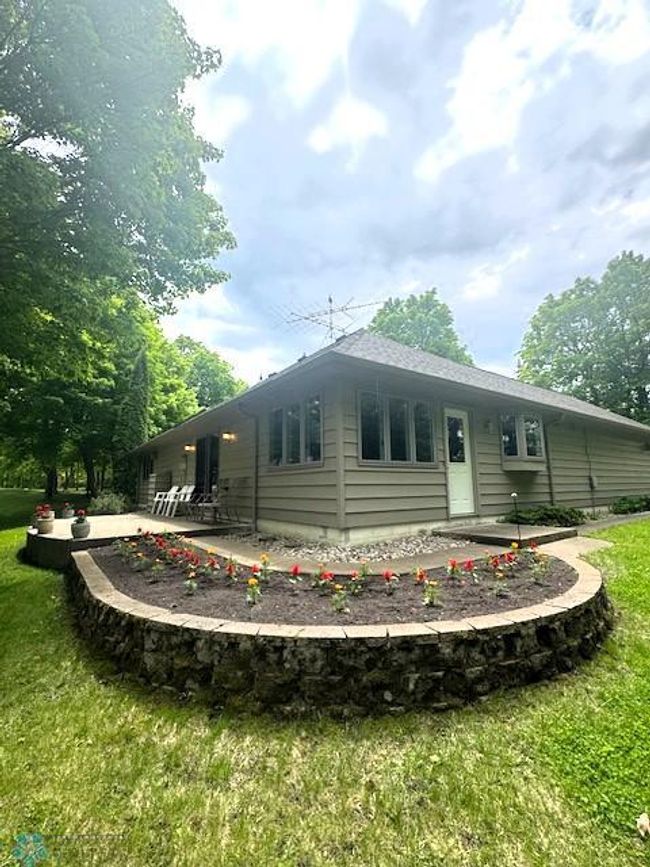 Flower garden off of patio | Image 9