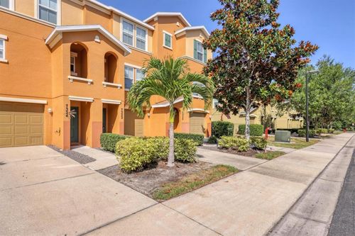 7322-7322 Black Walnut Way, LAKEWOOD RANCH, FL, 34202-6400 | Card Image