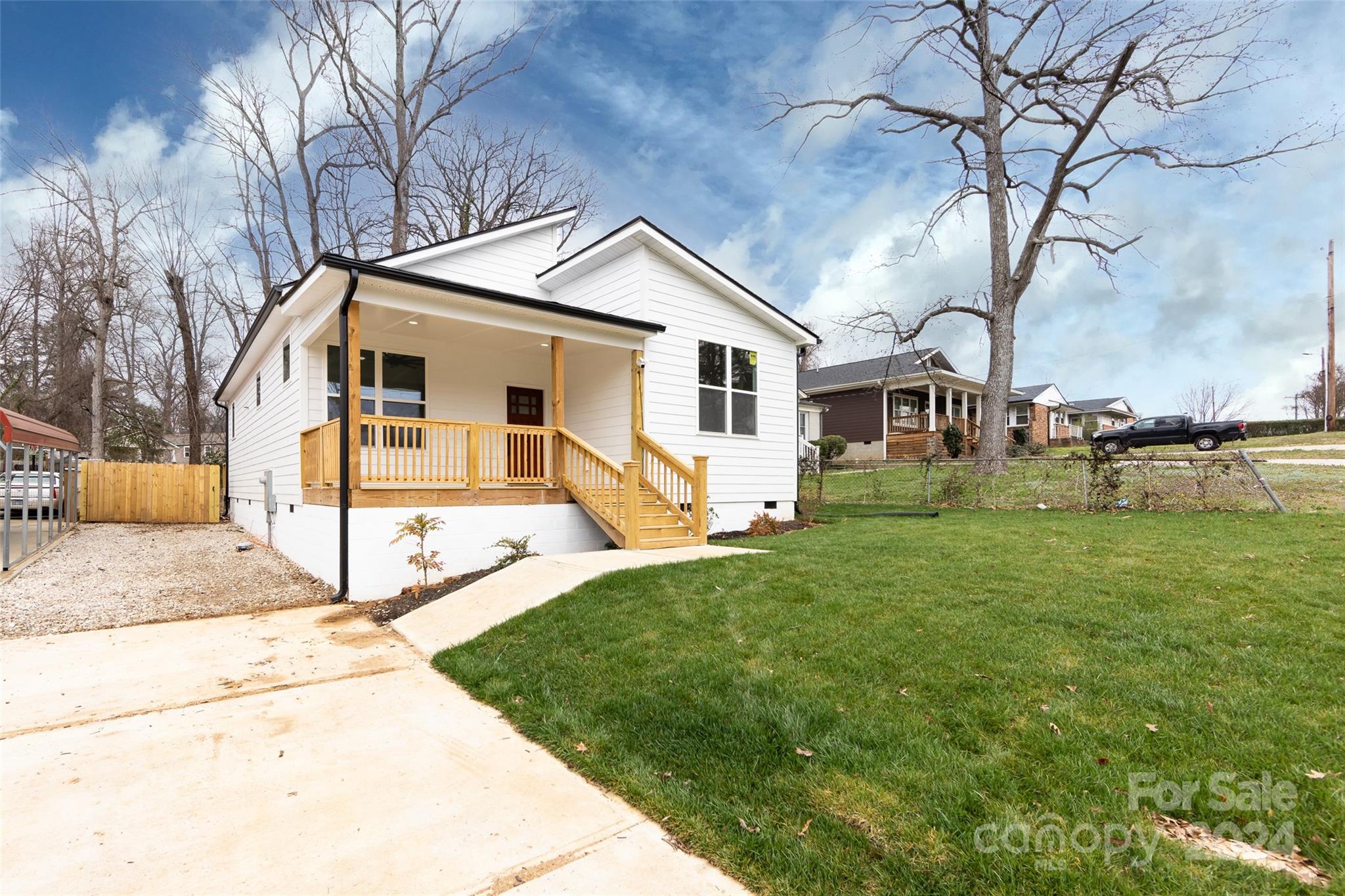Newcastle St, Charlotte, NC 28216