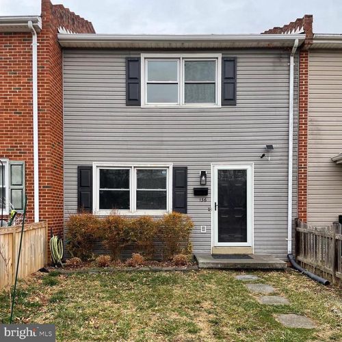 136 Scott St, FRONT ROYAL, VA, 22630-2218 | Card Image