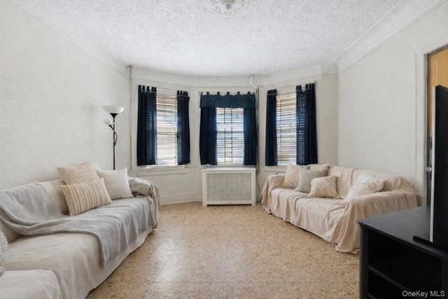 104 Liverpool Street Street, New York, NY, 11435 | Card Image