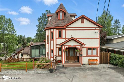 1535 M St, Anchorage, AK, 99501-4919 | Card Image