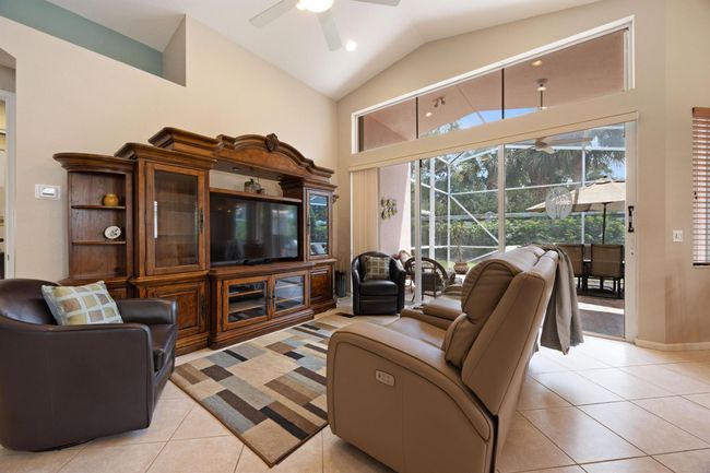8926 Agliana Cir, House other with 3 bedrooms, 2 bathrooms and null parking in Boynton Beach FL | Image 13