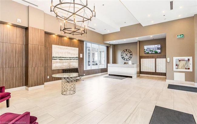 511 - 560 N Service Rd, House attached with 2 bedrooms, 2 bathrooms and 1 parking in Grimsby ON | Image 6
