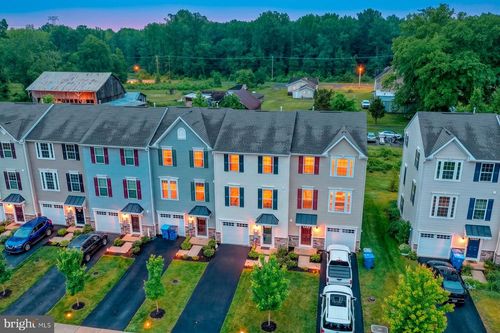 2049 Rivers Dr, NEWARK, DE, 19702-3687 | Card Image