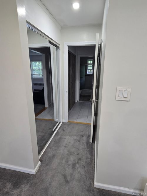 b-224-14 Kingsbury Ave, Oakland Gardens, NY, 11364-3627 | Card Image