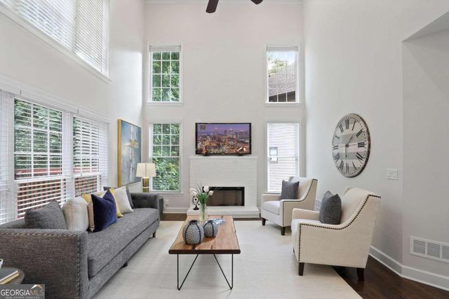 1000 Compass Pointe Chase, House other with 4 bedrooms, 3 bathrooms and 2 parking in Alpharetta GA | Image 6